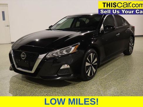 Used 2021 Nissan Altima 2.5 SV FWD image 4