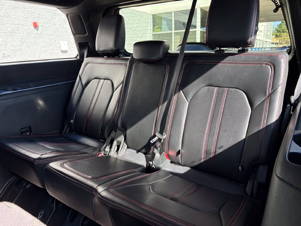 Used 2021 Ford Expedition Limited AWD/4WD image 28