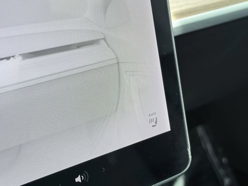Used 2020 Tesla Model 3 Long Range AWD/4WD image 70