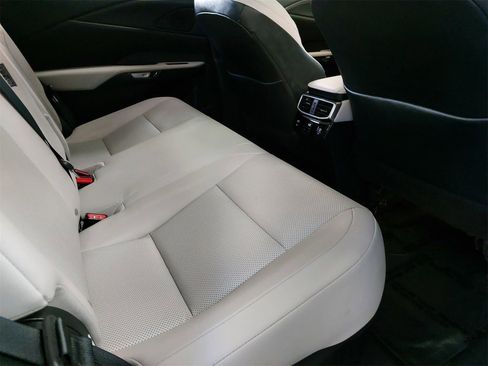 Used 2023 Lexus RX 350 Premium image 11