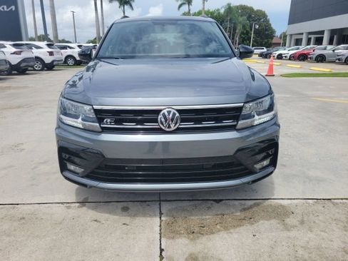 Used 2021 Volkswagen Tiguan SE FWD image 9