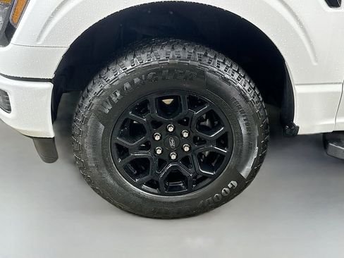 Used 2024 Ford F150 XLT w/ FX4 Off-Road Package AWD/4WD image 8