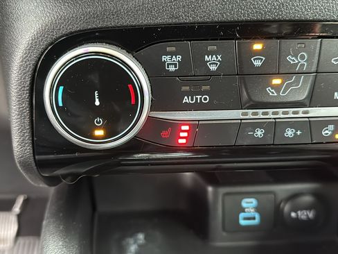 Used 2022 Ford Escape SE w/ Convenience Package image 21