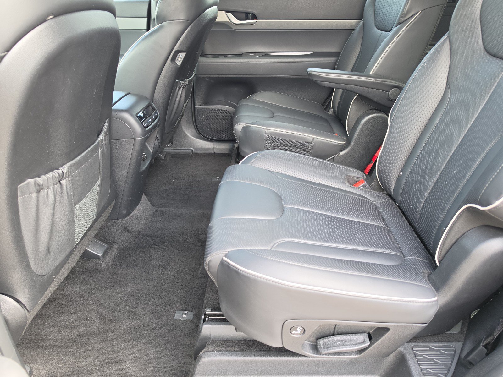 Used 2025 Hyundai Palisade SEL AWD/4WD image 12
