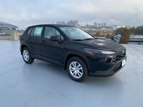 New 2026 Toyota Corolla Cross L image 22