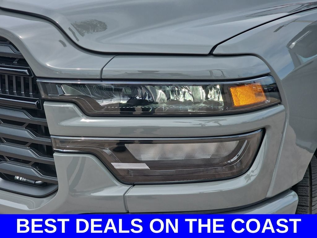 New 2027 RAM 3500 Big Horn AWD/4WD image 33