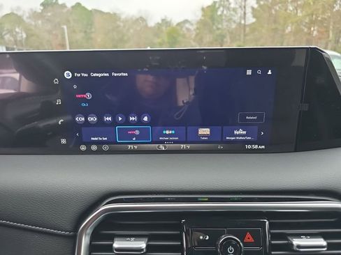 New 2026 Nissan Armada SV image 21