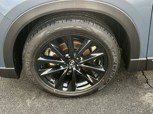 Certified 2023 MAZDA CX-9 Carbon Edition image 8