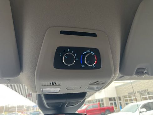 Used 2023 Ford Transit 350 XLT image 23