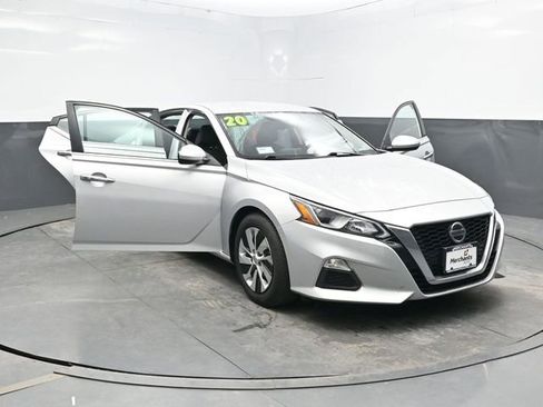 Used 2020 Nissan Altima 2.5 S FWD image 37