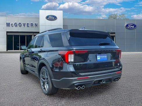 Used 2025 Ford Explorer ST AWD/4WD image 9