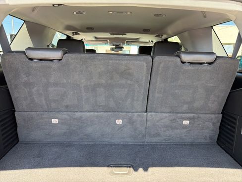 Used 2019 GMC Yukon SLT image 16