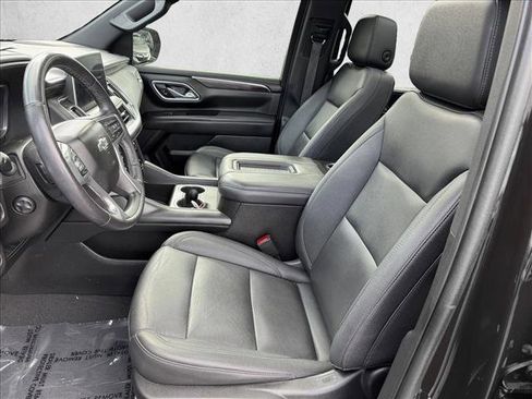 Used 2022 Chevrolet Tahoe Z71 w/ Luxury Package image 8