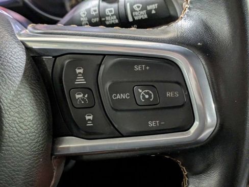 Used 2021 Jeep Wrangler Unlimited Sahara AWD/4WD image 27