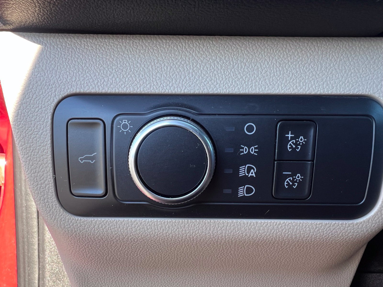 Used 2022 Ford Escape SE w/ Convenience Package FWD image 23