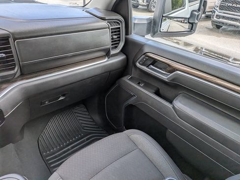 Certified 2025 Chevrolet Silverado 2500 LT w/ Safety Package AWD/4WD image 16