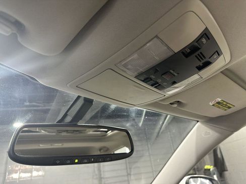 Used 2013 Lexus CT 200h w/ Premium Pkg w/Navigation image 21