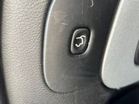 Used 2017 Jeep Cherokee Trailhawk AWD/4WD image 5