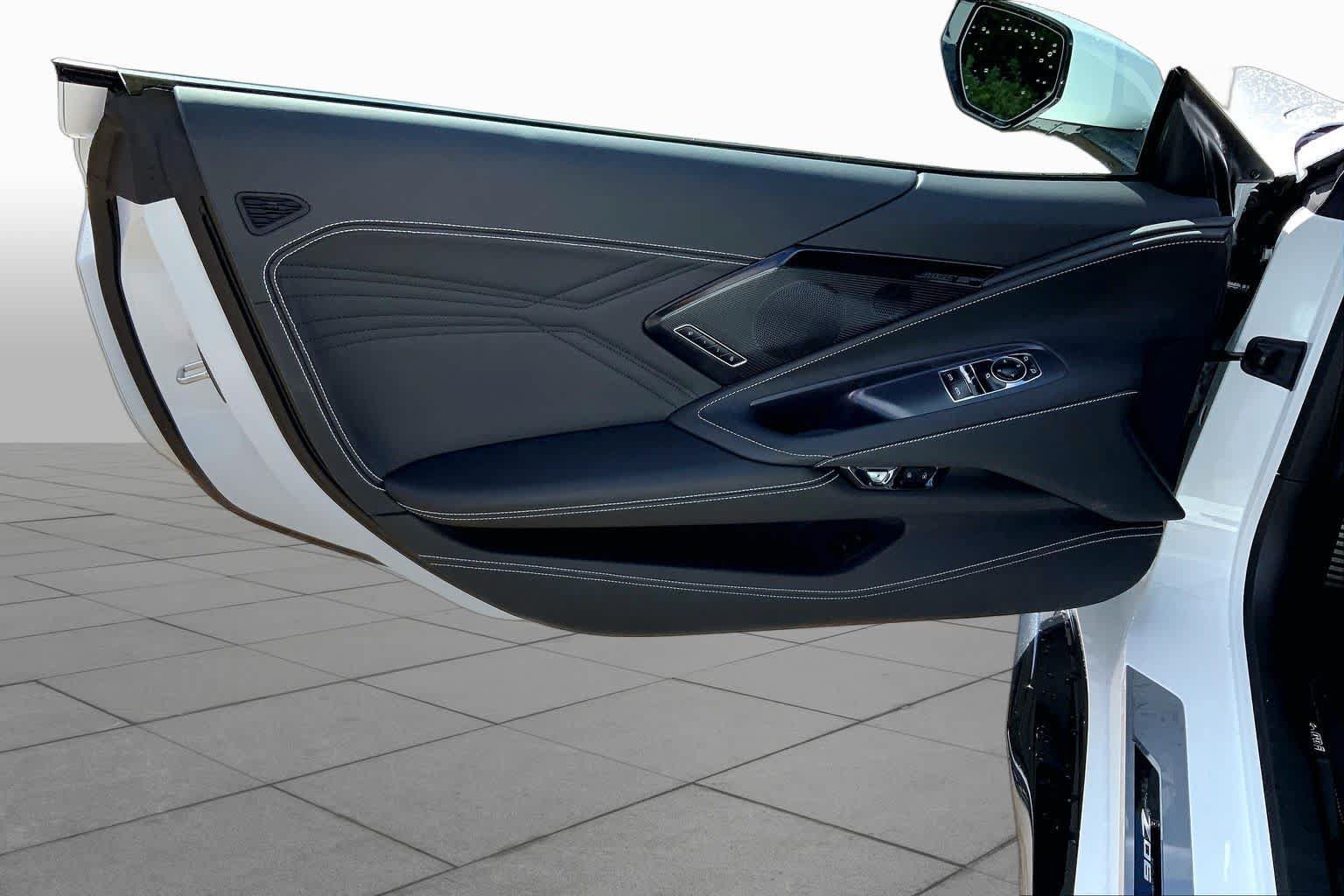 Used 2026 Chevrolet Corvette Z06 RWD image 19