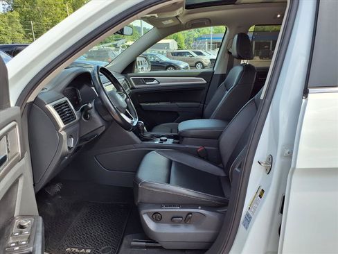 Used 2021 Volkswagen Atlas SEL AWD/4WD image 11