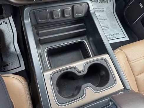 Used 2017 GMC Sierra 2500 Denali w/ Duramax Plus Package image 27