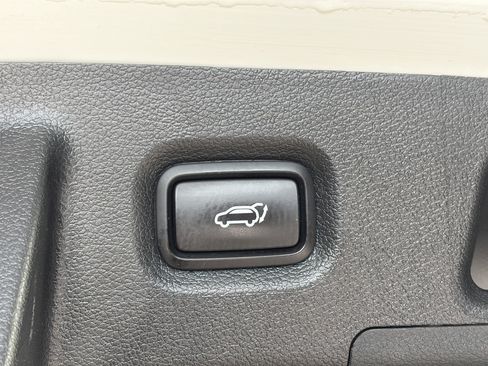Used 2023 Hyundai Santa Fe SEL FWD image 14