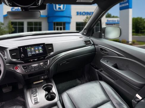 Used 2023 Honda Passport EX-L image 32