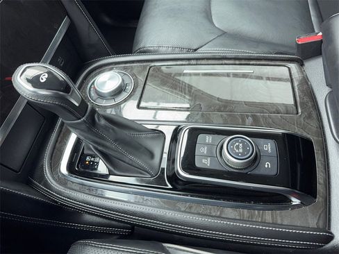 Used 2022 INFINITI QX80 Luxe w/ Cargo Package image 28