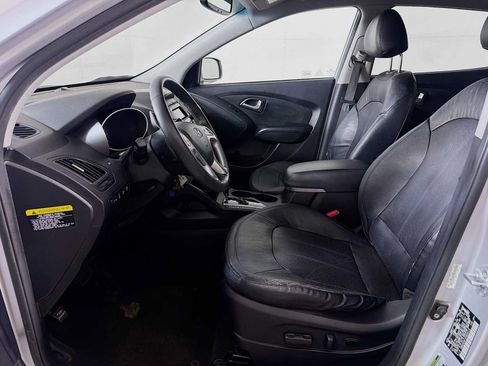 Used 2012 Hyundai Tucson Limited AWD/4WD image 16