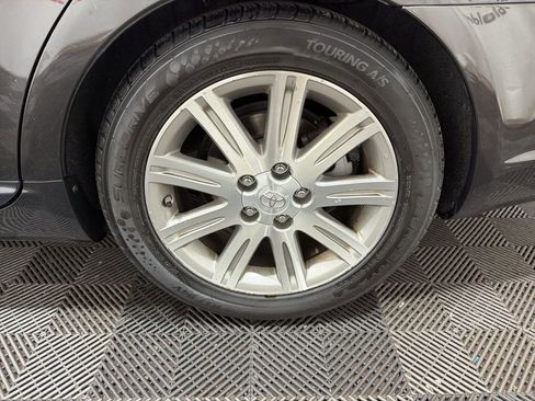 Used 2009 Toyota Avalon Limited FWD image 31