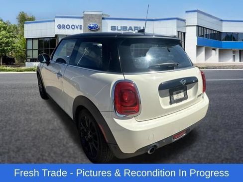 Used 2019 MINI Cooper 2-Door Hardtop FWD image 3