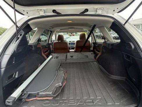 Used 2019 Subaru Outback 2.5i Touring AWD/4WD image 26