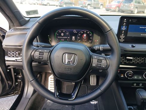 Used 2024 Honda Accord Sport image 24