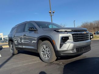 New 2026 Chevrolet Traverse LT video 2