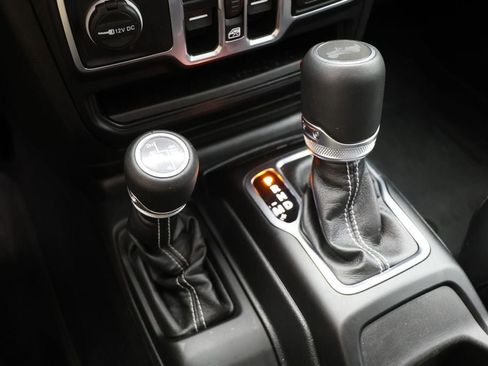 Used 2023 Jeep Wrangler Unlimited Sahara w/ Cold Weather Group image 22