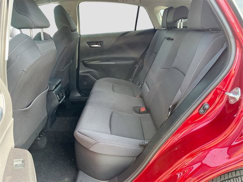 Used 2024 Toyota Venza LE image 22