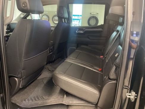 Certified 2023 Chevrolet Silverado 1500 LTZ w/ LTZ Premium Package AWD/4WD image 31