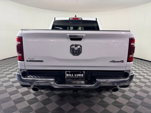 Used 2022 RAM 1500 Laramie AWD/4WD image 8