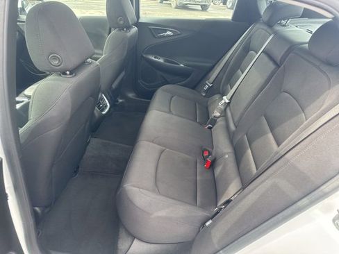 Used 2024 Chevrolet Malibu LT image 23
