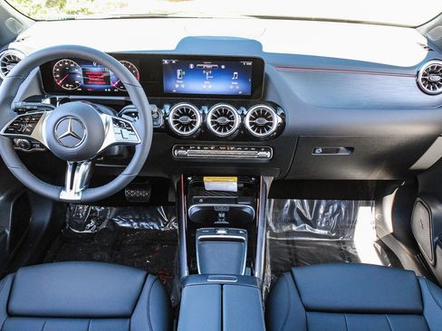 New 2026 Mercedes-Benz GLA 250 4MATIC image 12