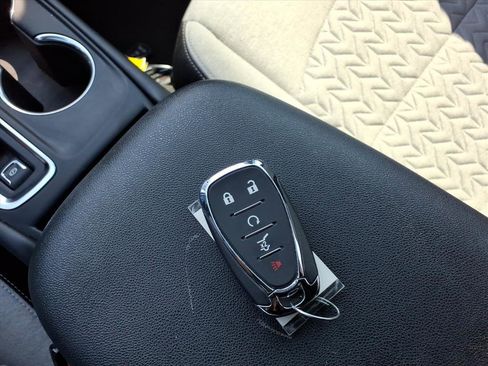 Certified 2022 Chevrolet Equinox LT image 9