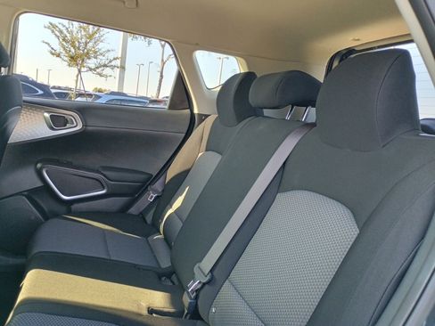 Used 2022 Kia Soul LX w/ Technology Package image 16