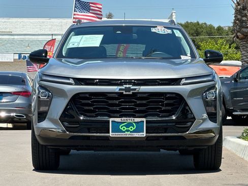Used 2024 Chevrolet Trax ACTIV w/ Sunroof Package FWD image 9