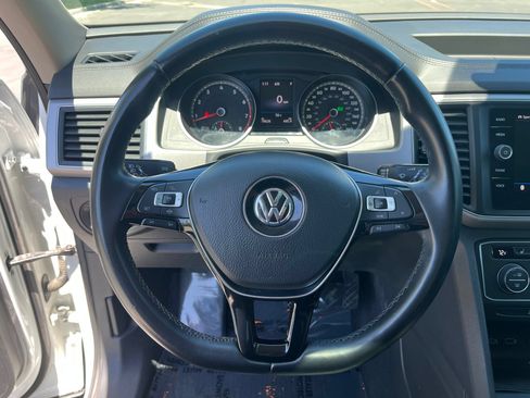 Used 2019 Volkswagen Atlas SE w/ Panoramic Sunroof Package AWD/4WD image 13