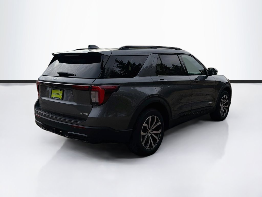 Used 2026 Ford Explorer ST-Line AWD/4WD image 5