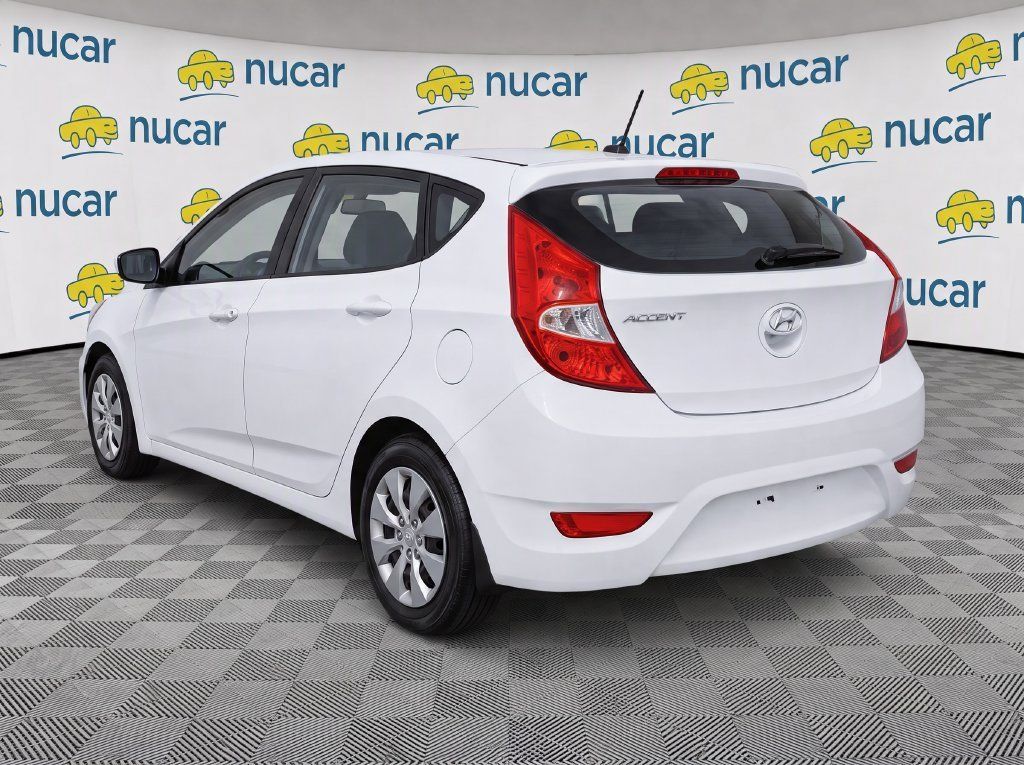 Used 2017 Hyundai Accent SE FWD image 3