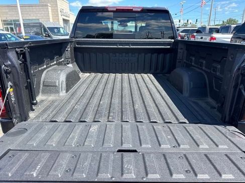 Used 2025 GMC Sierra 1500 SLT w/ SLT Premium Plus Package AWD/4WD image 20