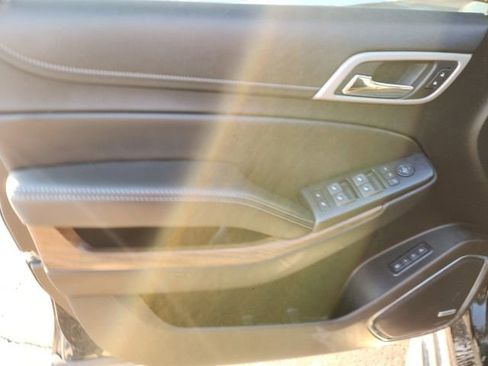 Used 2018 GMC Yukon XL Denali w/ Open Road Package image 9