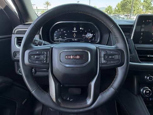 Used 2023 GMC Yukon AT4 w/ AT4 Premium Package AWD/4WD image 21