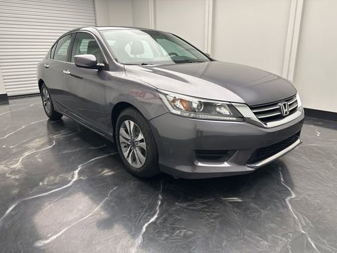 Used 2014 Honda Accord LX image 2